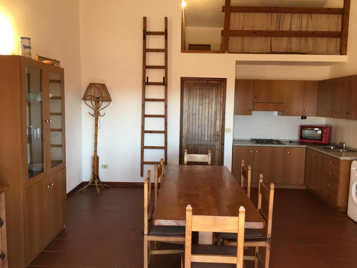 Borgo Spiaggia Isola Rossa Ngoại thất bức ảnh