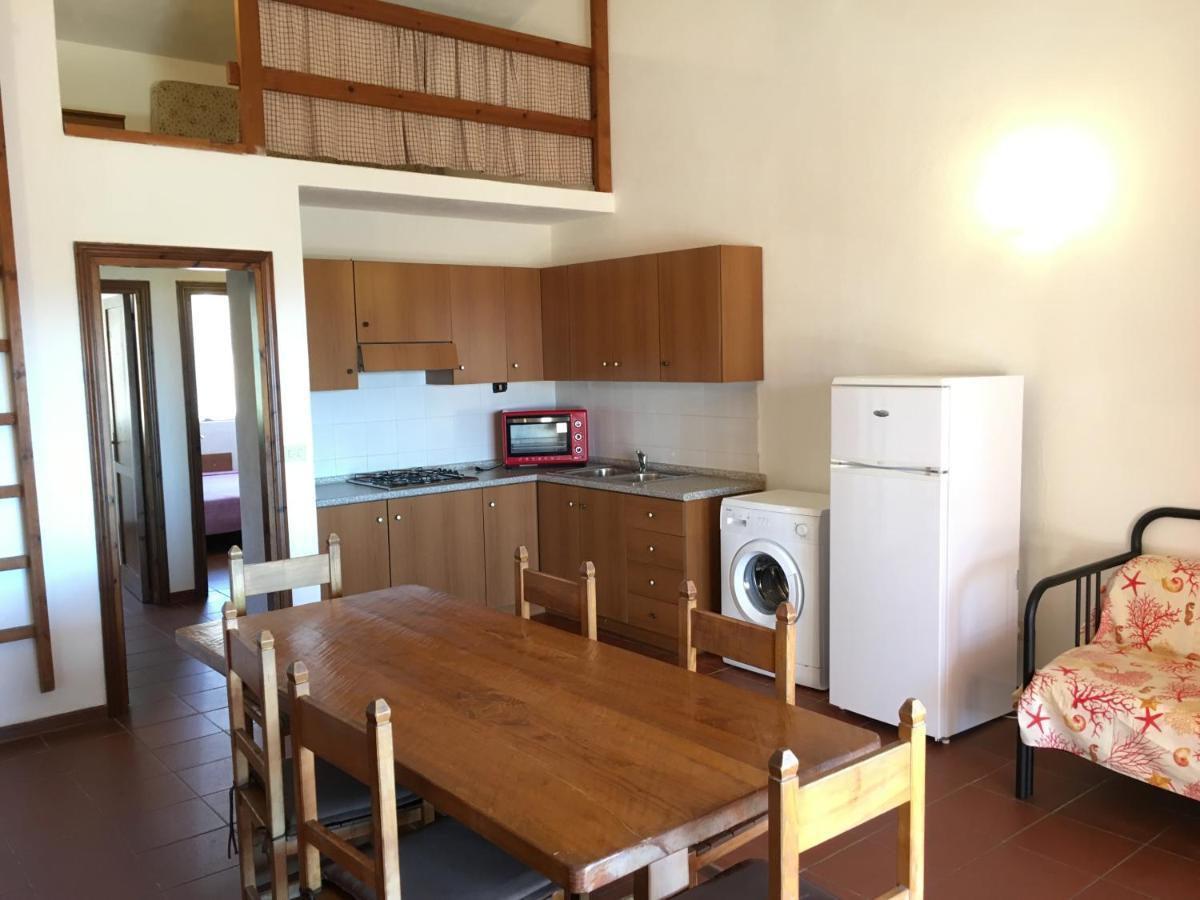 Borgo Spiaggia Isola Rossa Ngoại thất bức ảnh