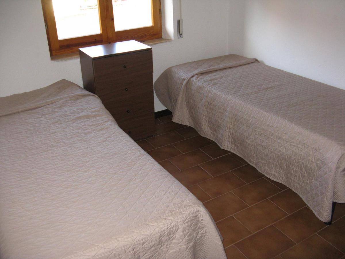 Borgo Spiaggia Isola Rossa Ngoại thất bức ảnh