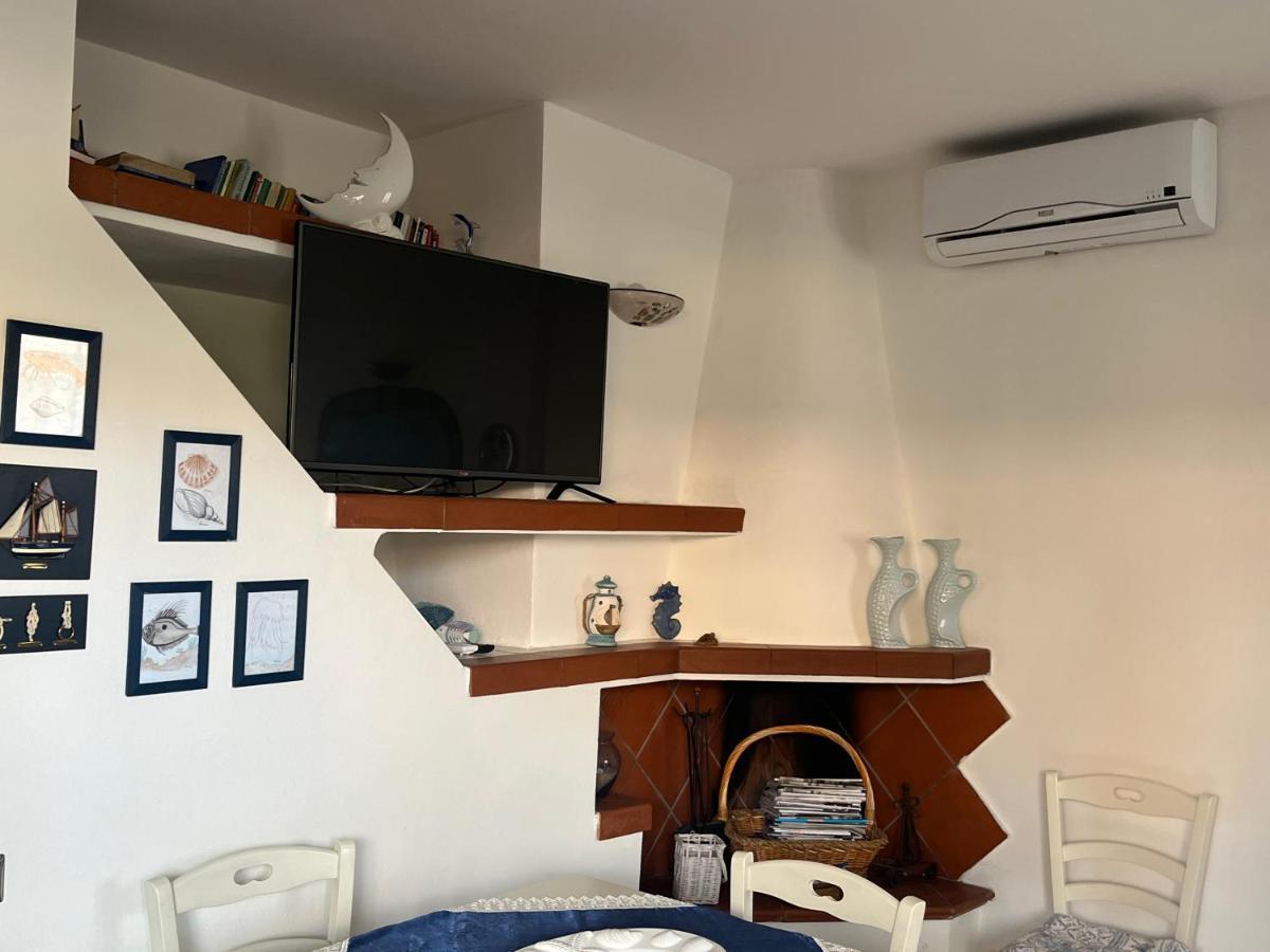 Borgo Spiaggia Isola Rossa Ngoại thất bức ảnh