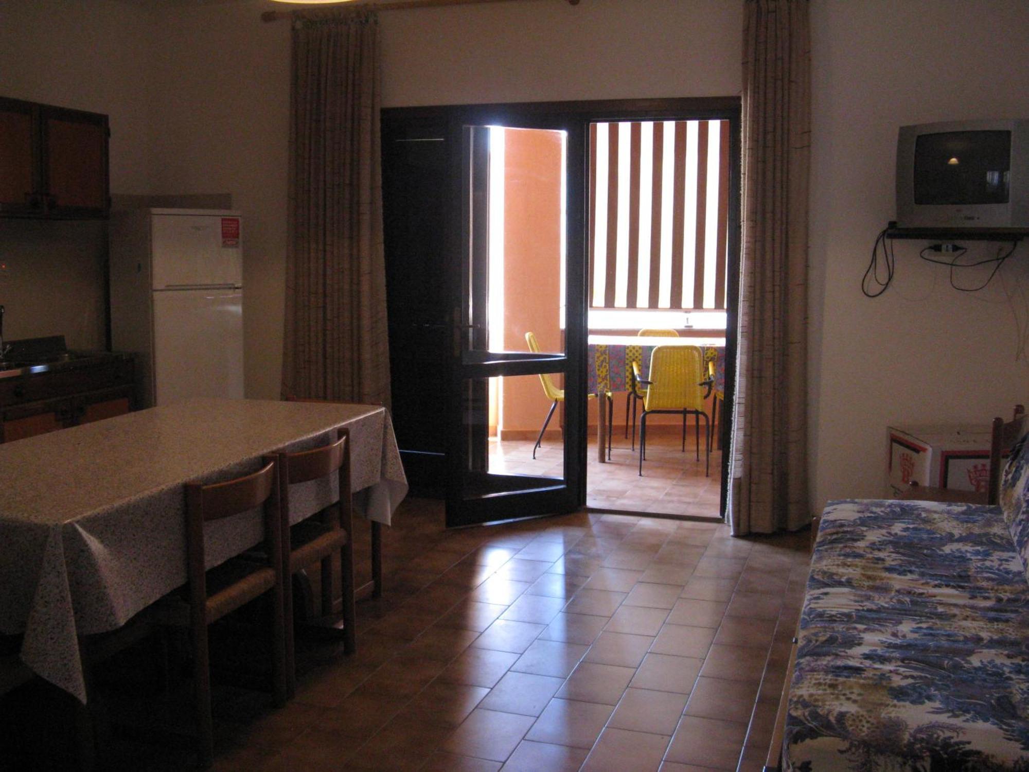 Borgo Spiaggia Isola Rossa Ngoại thất bức ảnh